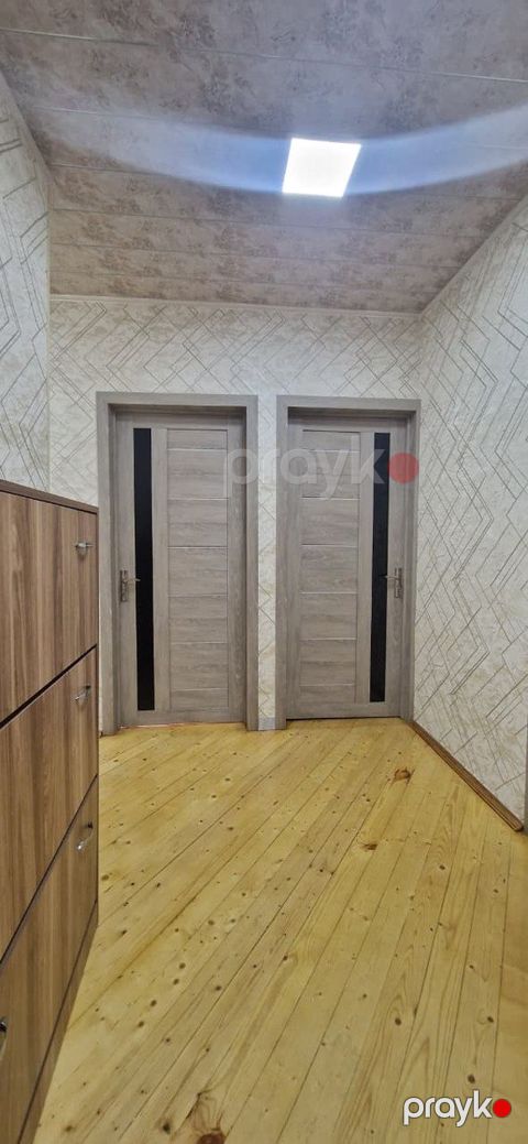 Satılır 4 otaqlı köhnə tikili 120 m² — Bakı