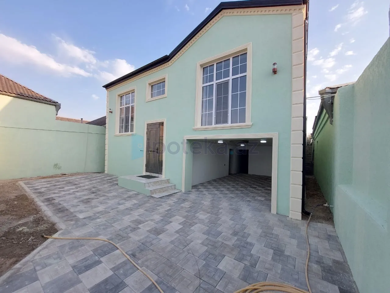 Satılır: 4 Otaq, Evlər/Villalar, Sabunçu r., Maştağa q., 220.00 m²