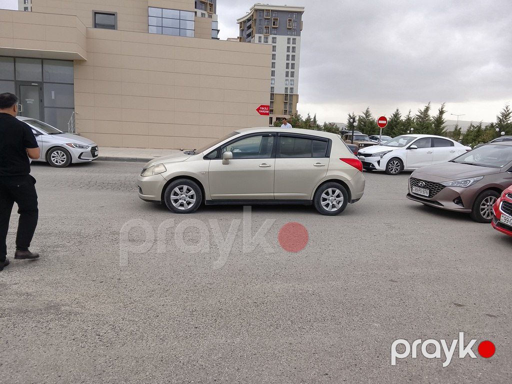 Nissan Tiida, 1.6 L, 2007 il, 275 000 km — Avtomobillər, Bakı (2)