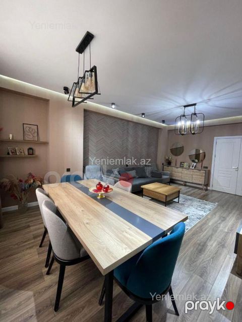 Satılır 3 otaqlı Bina evi menzil (Yeni tikili), 131 m², Suraxanı rayonu — Bakı
