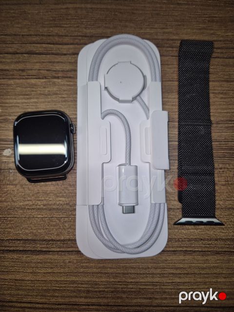 Apple Watch – Series 11, 42 mm, Titanium Komplekt: - Apple Watch