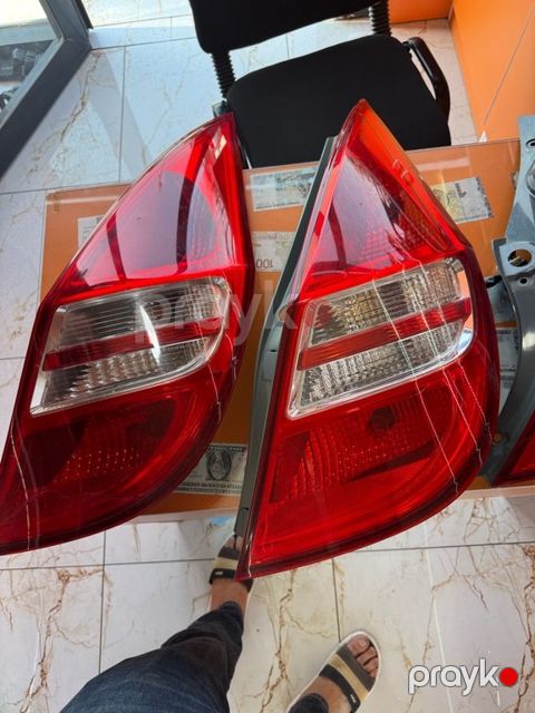 "Hyundai i30" stop işıqları — Bakı