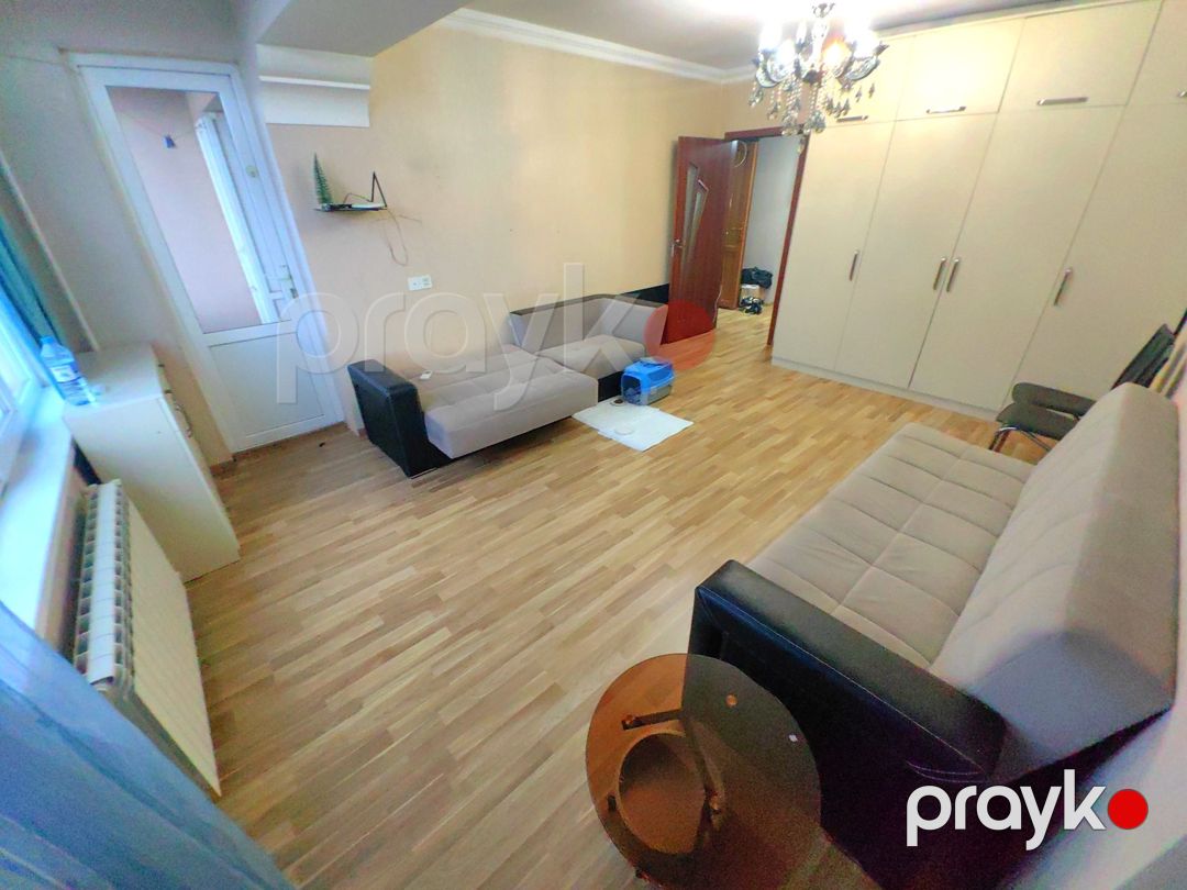 Satılır 1 otaqlı köhnə tikili 50 m² — Mənzil, Bakı (10)
