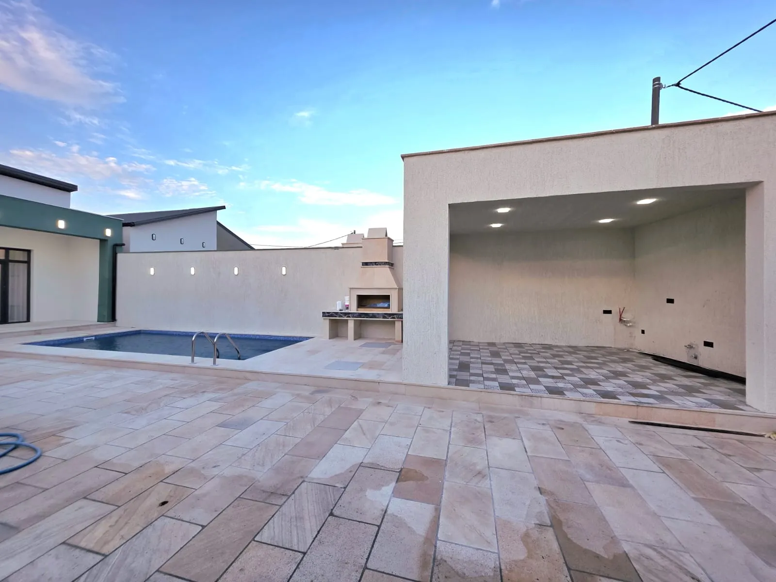 Şüvəlan, 4 otaqlı Həyət evi satılır - 150 m², 1 mərtəbə, 3.5 sot — Ev, villa, Bakı (4)