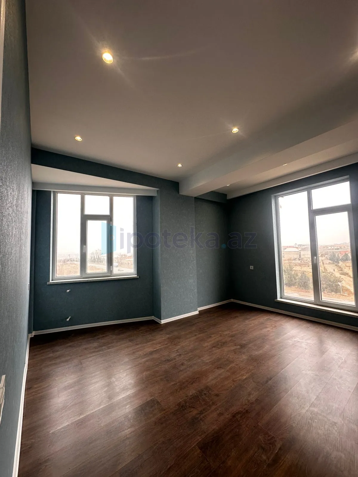 Satılır: 3 Otaq, Yeni tikili, Abşeron r., Saray q., 102.00 m²