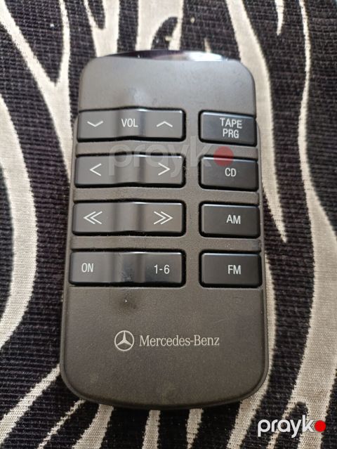 Mercedes-Benz orijinal avtomobil audio pulti Model/Ref: 000 820 83 26 — Bakı