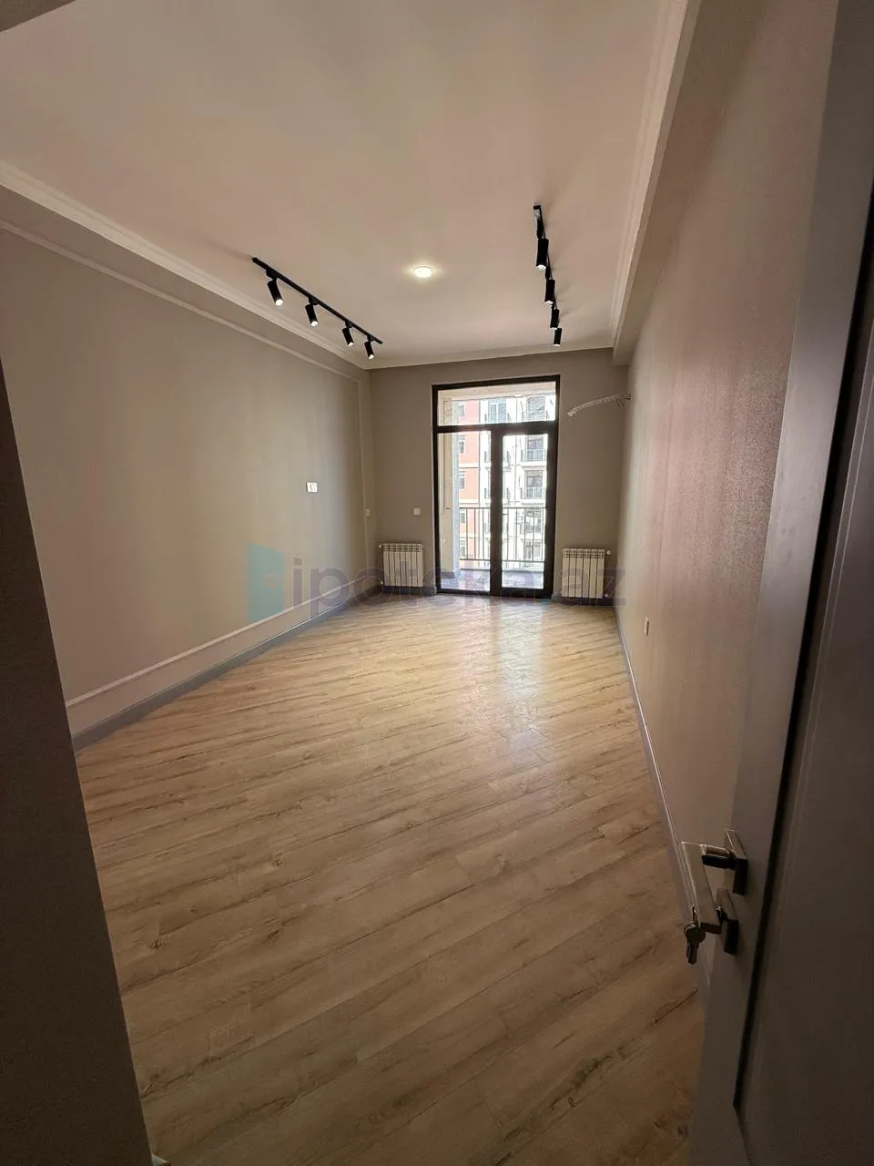 Satılır: 2 Otaq, Yeni tikili, Binəqədi r., 7-ci mkr q., 88.00 m² — Bakı