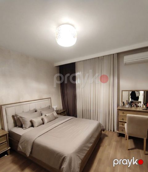 İcarəyə verilir 2 otaqlı köhnə tikili 80 m² — Bakı