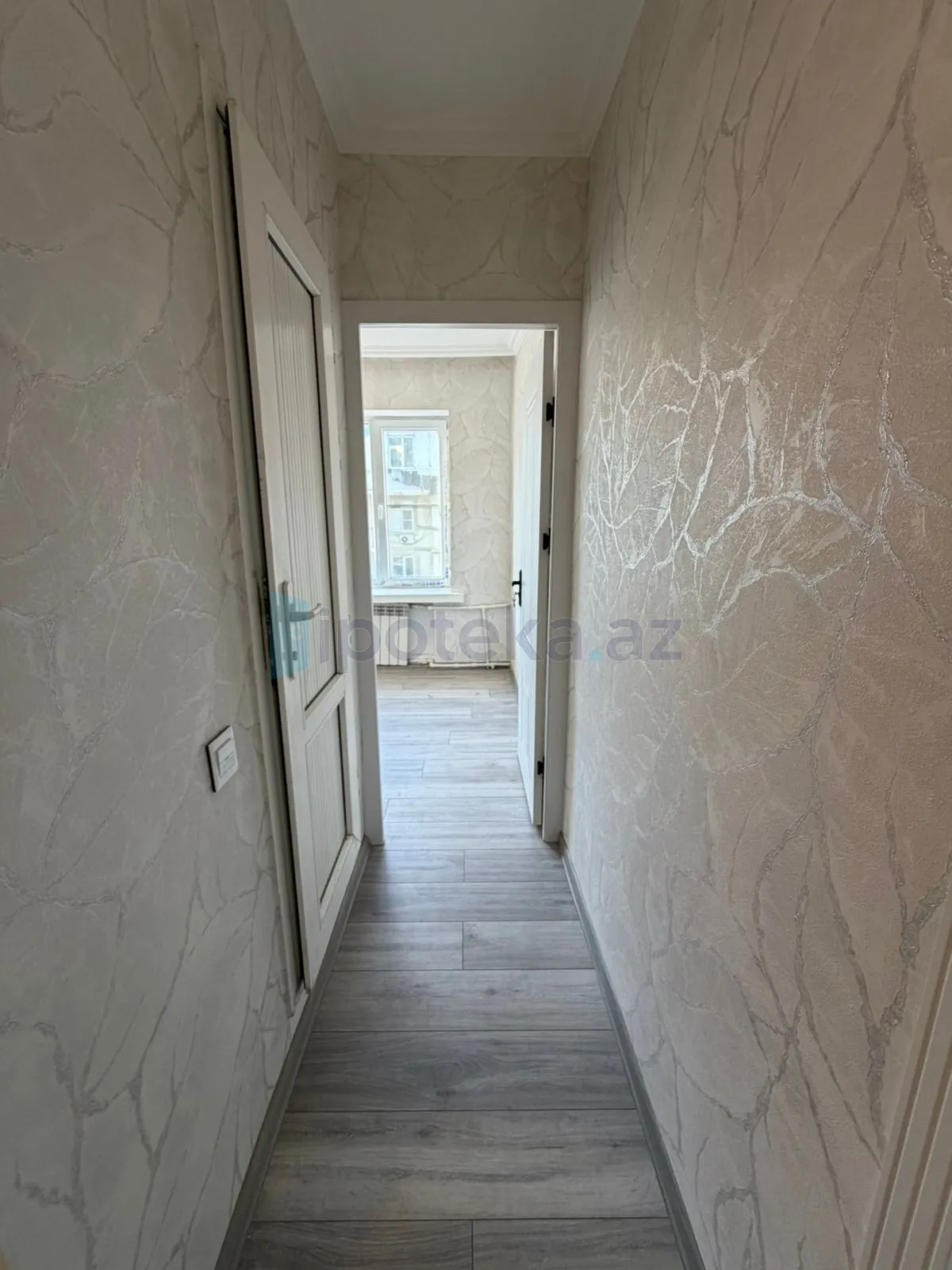 Satılır: 2 Otaq, Köhnə tikili, Nərimanov r., 40.00 m² — Mənzil, Binə (7)