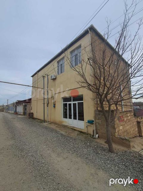 Həyət evi, Binəqədi qəs — Bakı