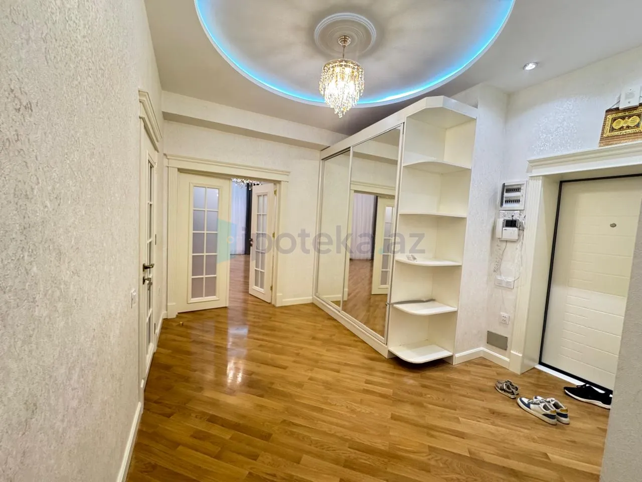 Satılır: 4 Otaq, Yeni tikili, Binəqədi r., 8-ci mkr q., 156.00 m² — Mənzil, Bakı (9)