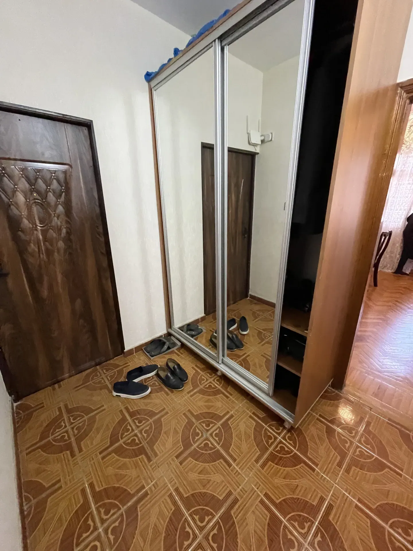 Memar Əcəmi m.st, 3 otaqlı Köhnə tikili satılır - 77 m², 5/5 mərtəbə — Mənzil, Bakı (7)