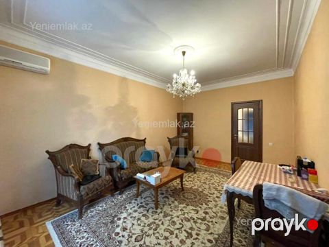 Satılır 2 otaqlı Bina evi menzil (Köhnə tikili), 60 m², Nərimanov rayonu — Bakı