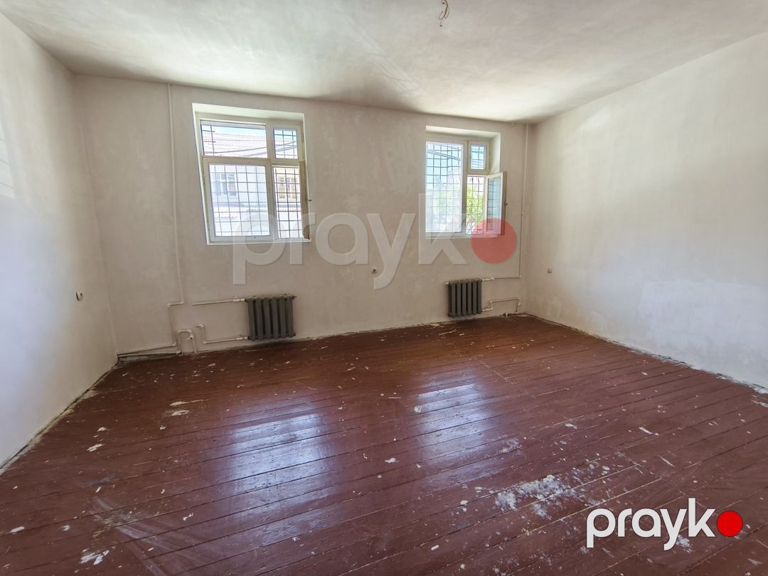 Satılır 5 otaqlı köhnə tikili 120 m² — Mənzil, Bakı (3)
