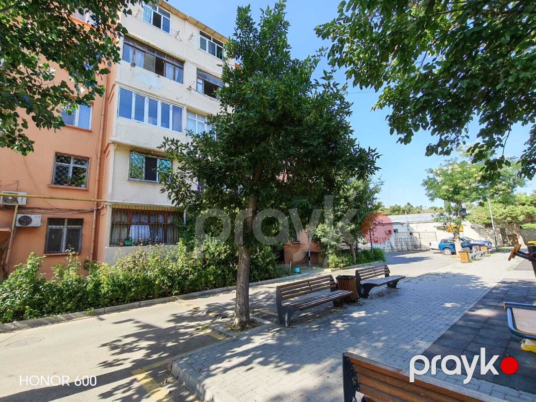 Satılır 3 otaqlı köhnə tikili 65 m² — Mənzil, Bakı (2)