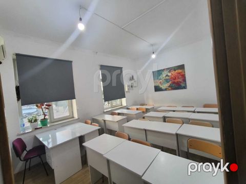 İcarəyə verilir 3 otaqlı ofis 85 m² — Bakı