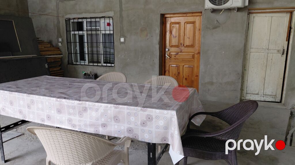 2 Tələbə Qıza Verilir Otaqda hər bir şərait var. Kombi sistemi — Mənzil, Gəncə (5)