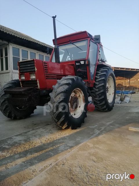 Traktor New Holland, 2004 il — Salyan