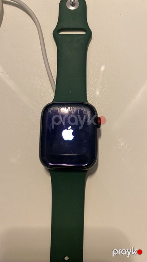 Apple Watch (Series SE/7 korpus dizaynı) - Rəng: Tünd yaşıl silikon — Bakı