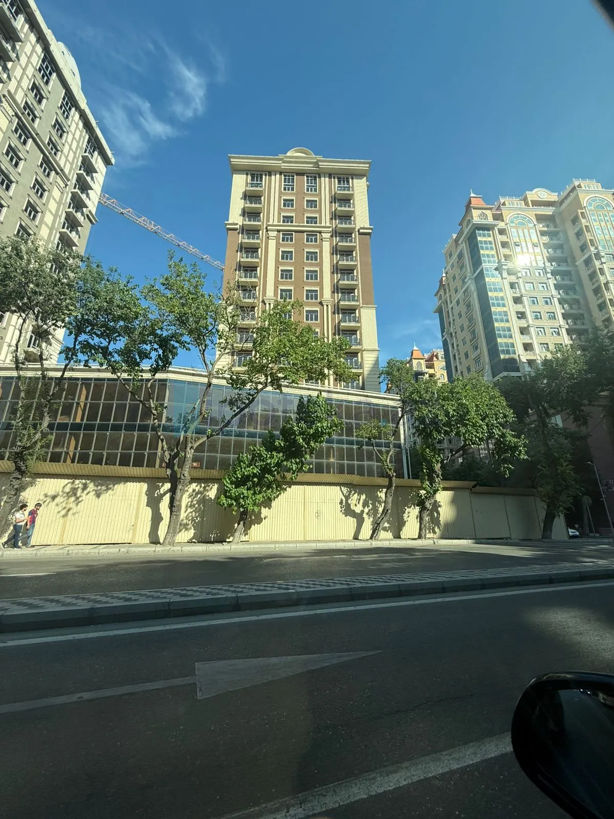 Satılır: 3 Otaq, Obyekt, Nərimanov r., 89.00 m² — Bakı