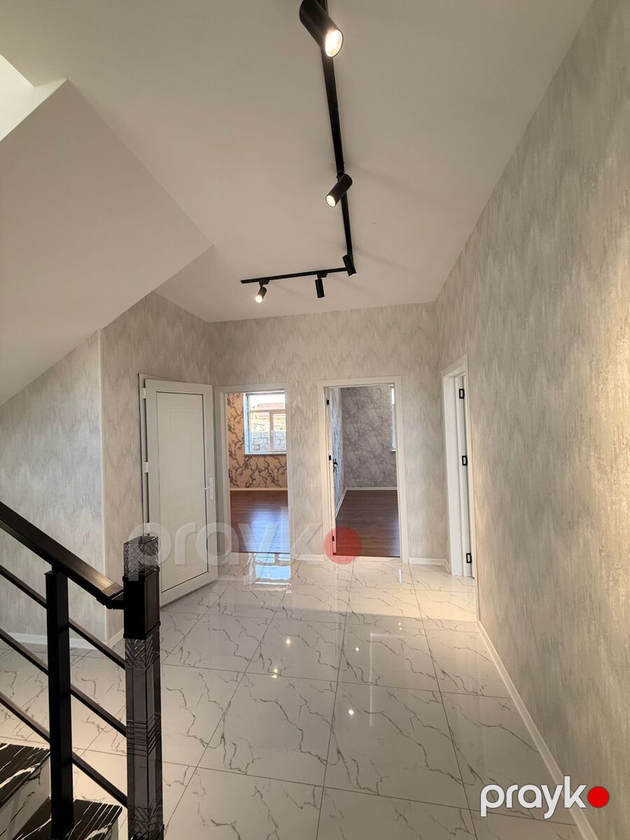 Satılır 5 otaqlı həyət evi/bağ evi 200 m² — Ev, villa, Bakı (7)