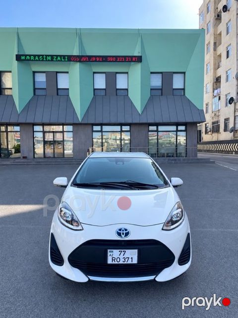 Toyota Aqua, 1.5 L, 0.87 kWh, 2021 il, 41 000 km — Bakı