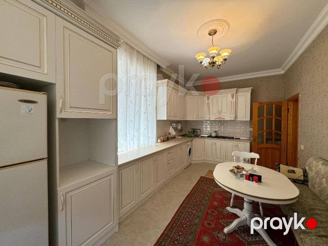 Satılır 6 otaqlı həyət evi/bağ evi 360 m² — Ev, villa, Bakı (11)