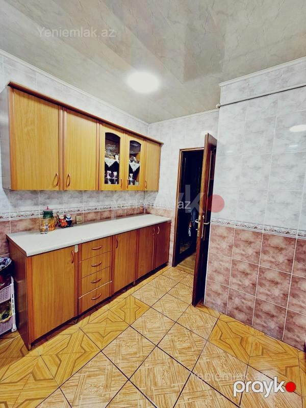 Satılır 2 otaqlı Bina evi menzil (Köhnə tikili), 55 m², 10-cu mikrorayon — Mənzil, Sumqayıt (9)