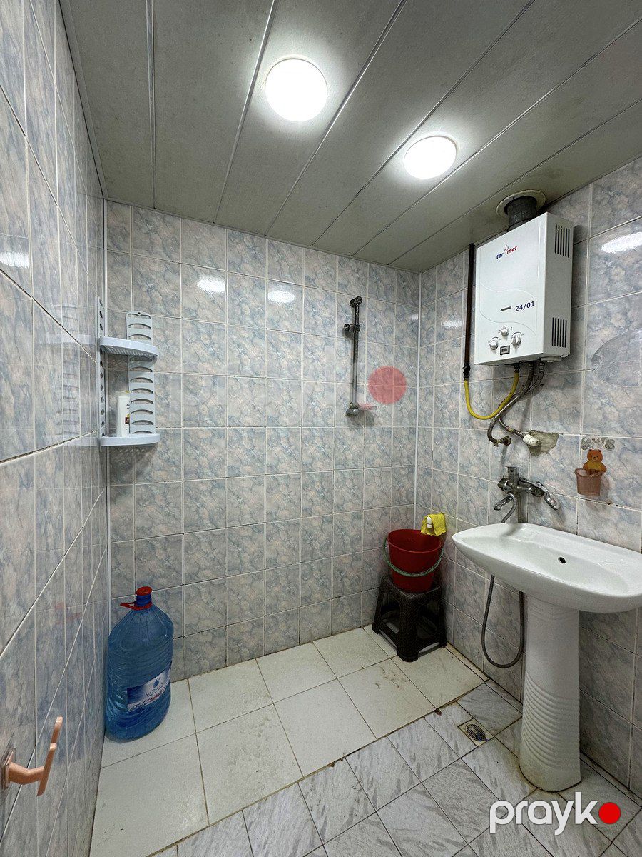Satılır 2 otaqlı köhnə tikili 55 m² — Mənzil, Bakı (5)