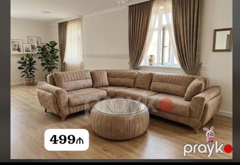 Divan satilir acilir baza var Pufik daxil. *Qiymeti 499 Azn.* Unvan — Bakı
