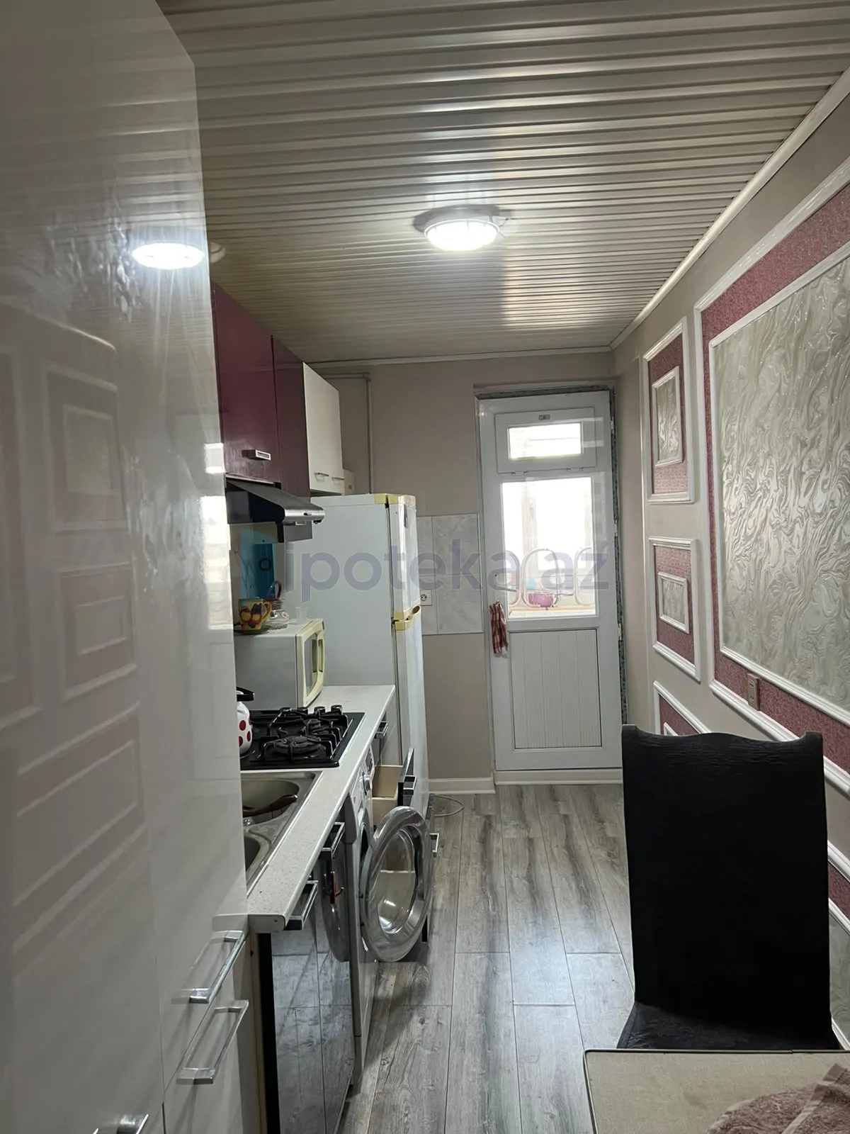 3 Otaq, Köhnə tikili, Nəsimi r., 70.00 m² — Bakı