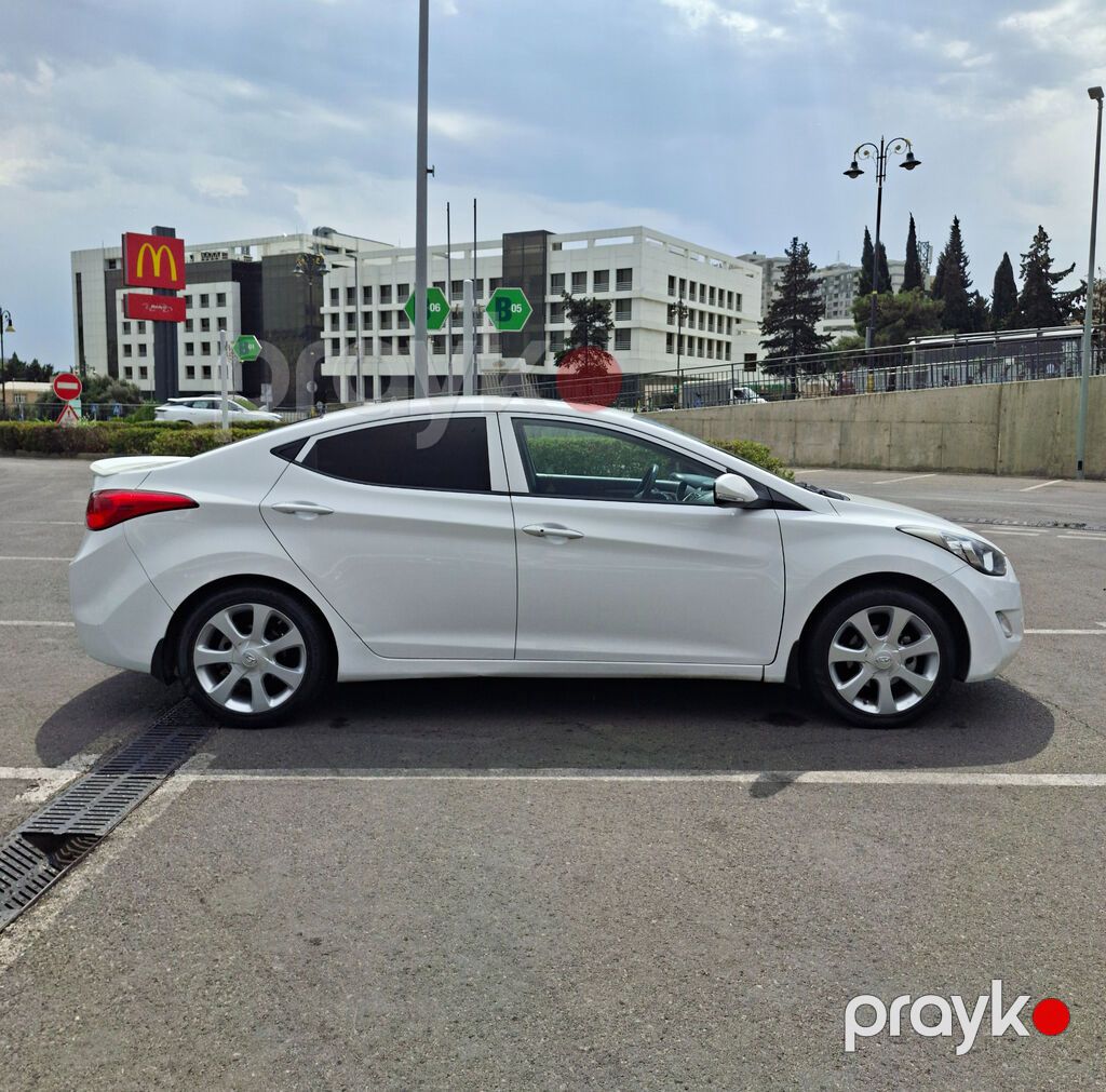 Hyundai Elantra: 1.8 l 2013 il Sedan — Avtomobillər, Bakı (3)