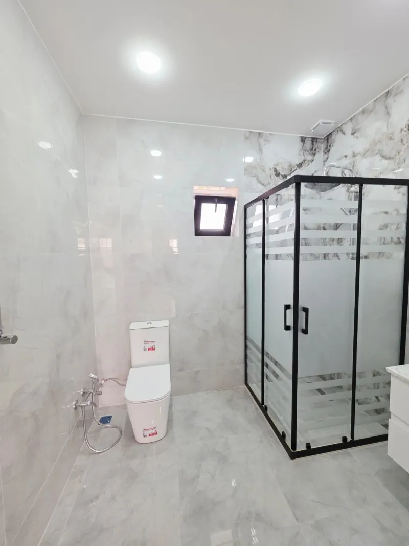 Şüvəlan, 5 otaqlı Həyət evi satılır - 200 m², 2 mərtəbə, 4.2 sot — Ev, villa, Bakı (10)