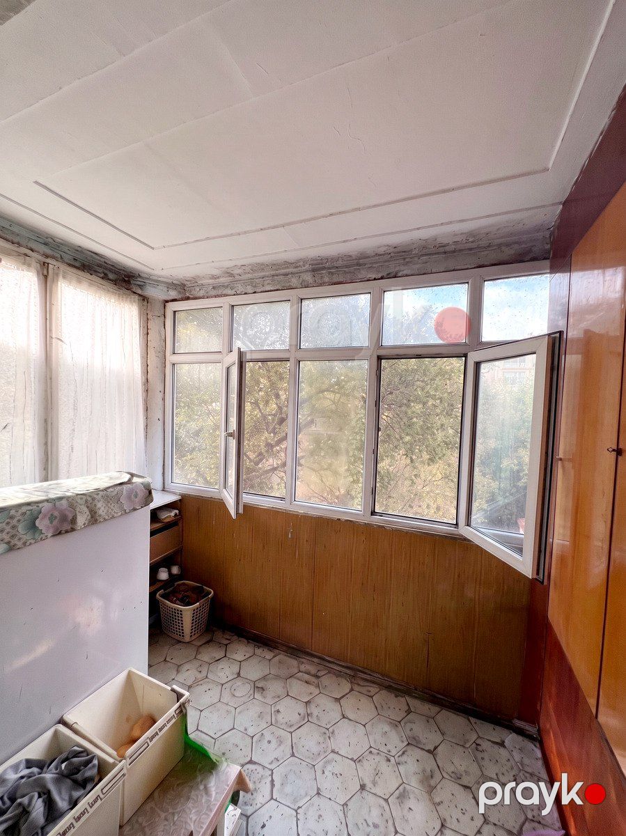 Satılır 2 otaqlı köhnə tikili 57 m² — Mənzil, Bakı (6)