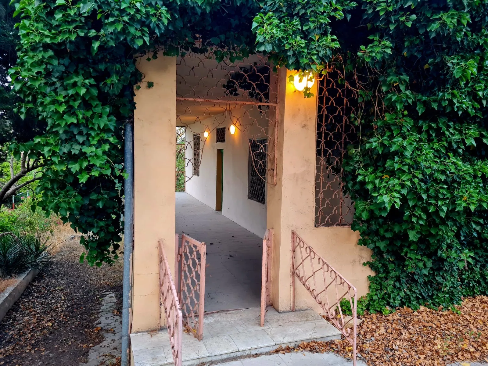 Bilgəh, 3 otaqlı Həyət evi satılır - 180 m², 1 mərtəbə, 23 sot — Bakı