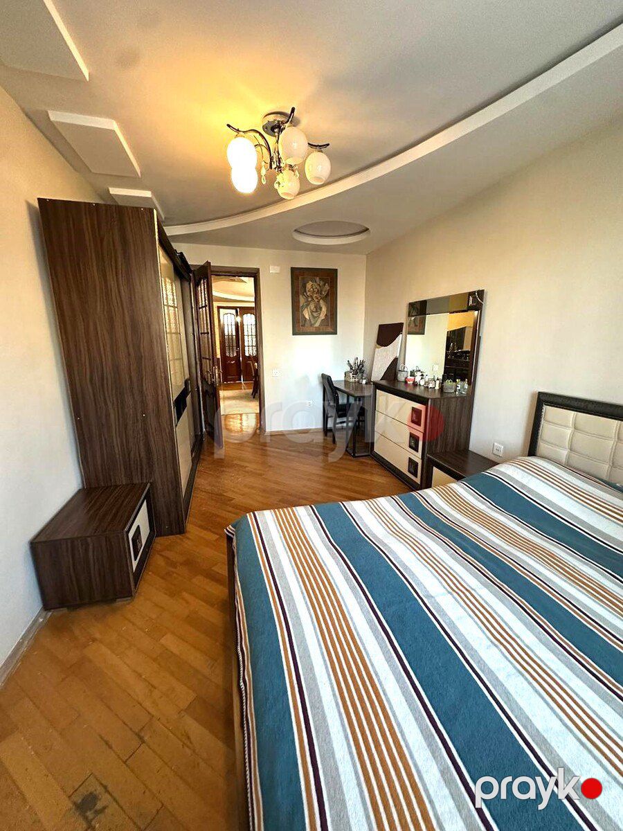 Satılır 4 otaqlı köhnə tikili 120 m² — Mənzil, Bakı (8)