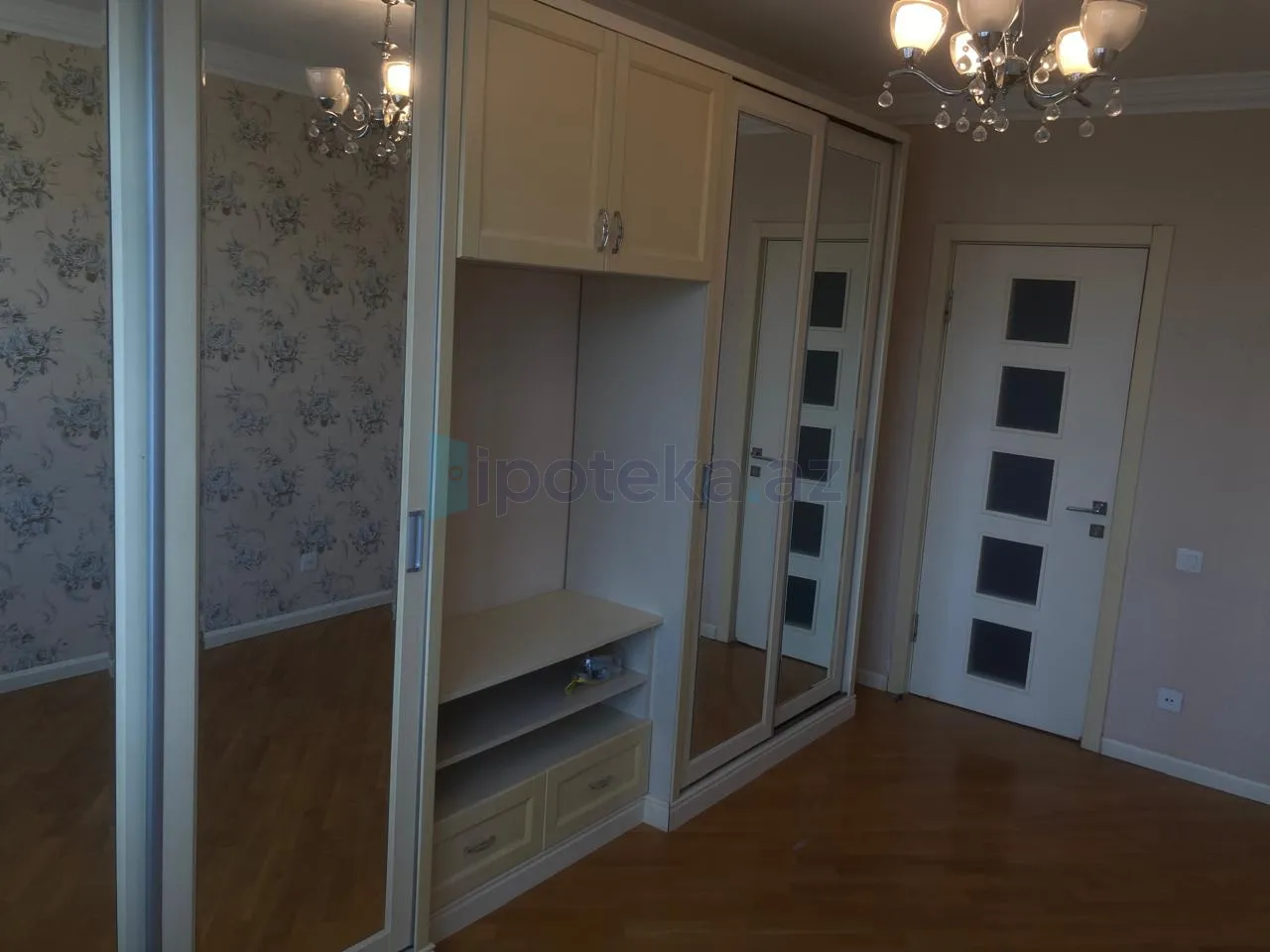 Satılır: 3 Otaq, Köhnə tikili, Nizami r., 75.00 m² — Mənzil (6)
