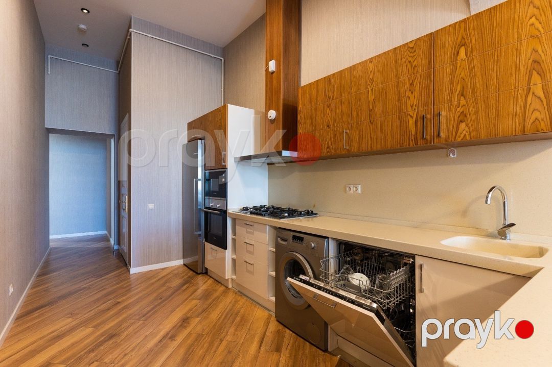 İcarəyə verilir 2 otaqlı köhnə tikili 131 m² — Mənzil, Bakı (5)