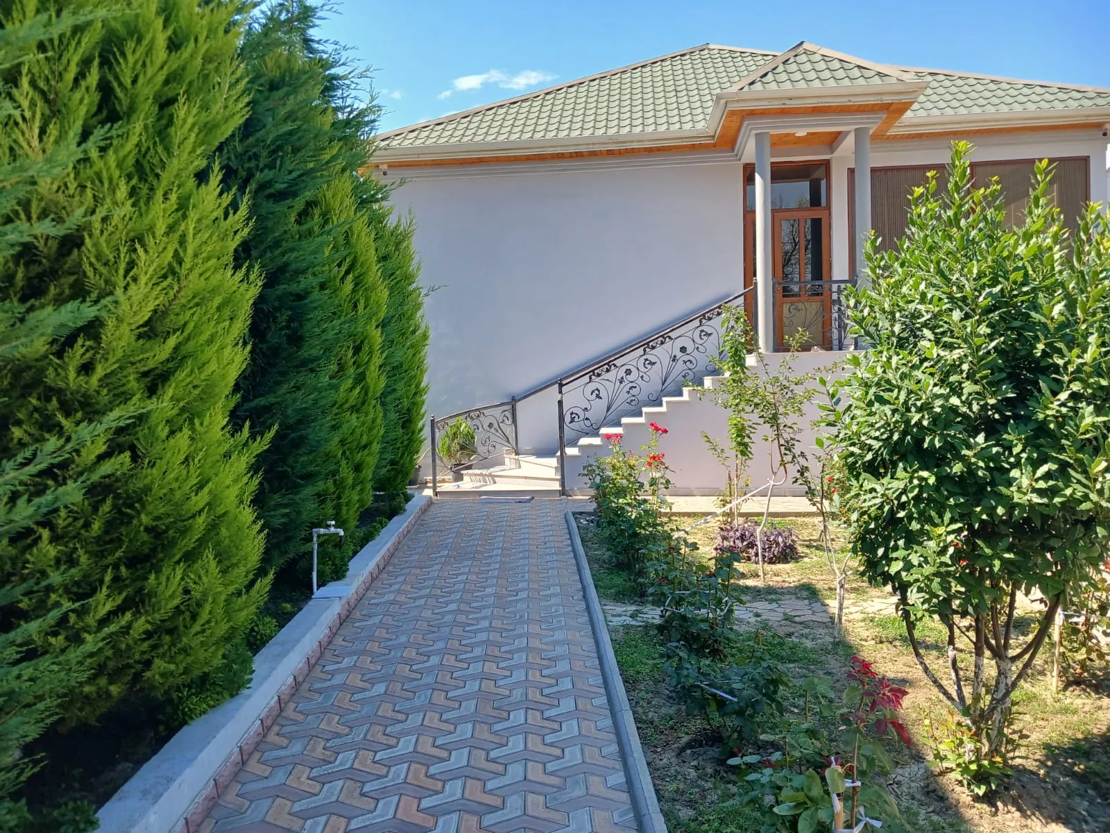 Sumqayıt, 8 otaqlı Həyət evi satılır - 350 m², 2 mərtəbə, 5 sot — Sumqayıt