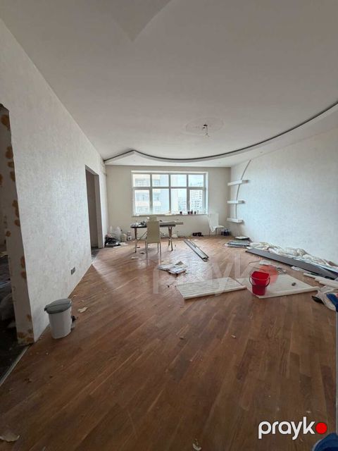 Satılır 3 otaqlı yeni tikili 140 m² — Bakı