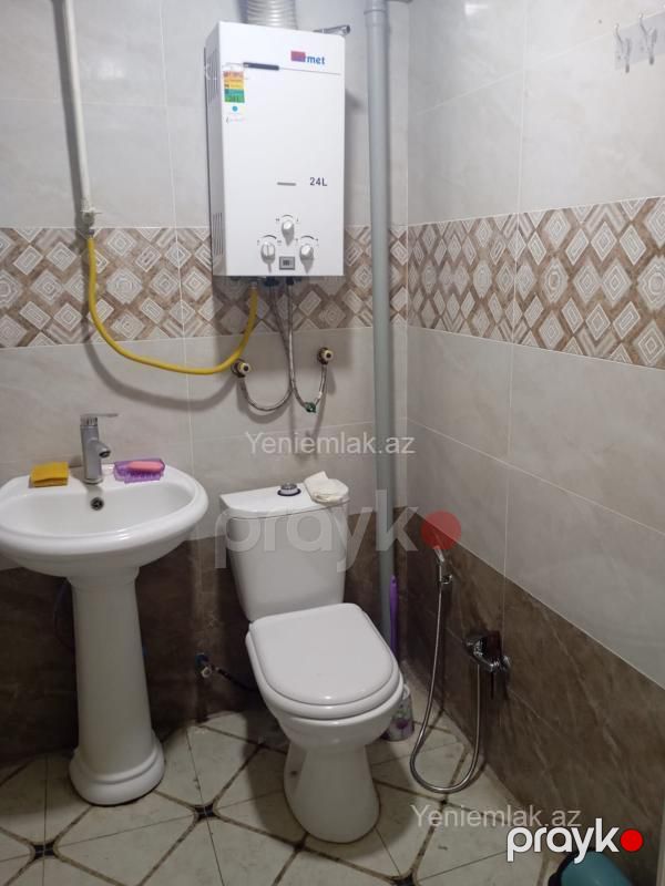Satılır 1 otaqlı Bina evi menzil (Köhnə tikili), 32 m², 3-cü mikrorayon — Mənzil, Sumqayıt (7)