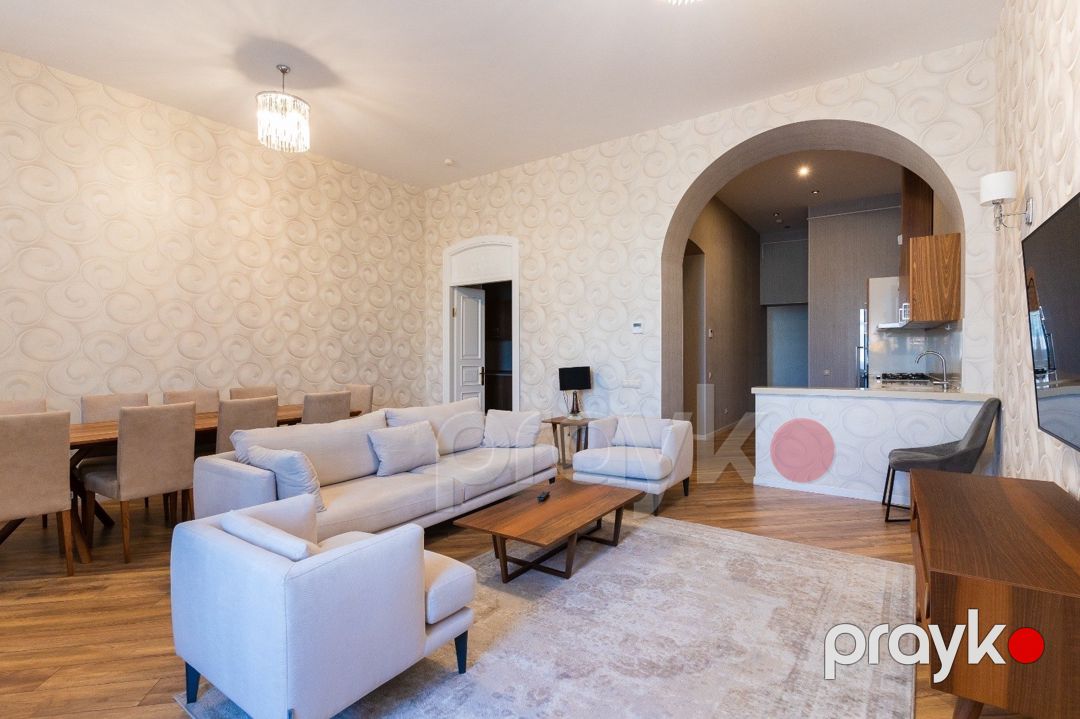 İcarəyə verilir 2 otaqlı köhnə tikili 131 m² — Mənzil, Bakı (4)