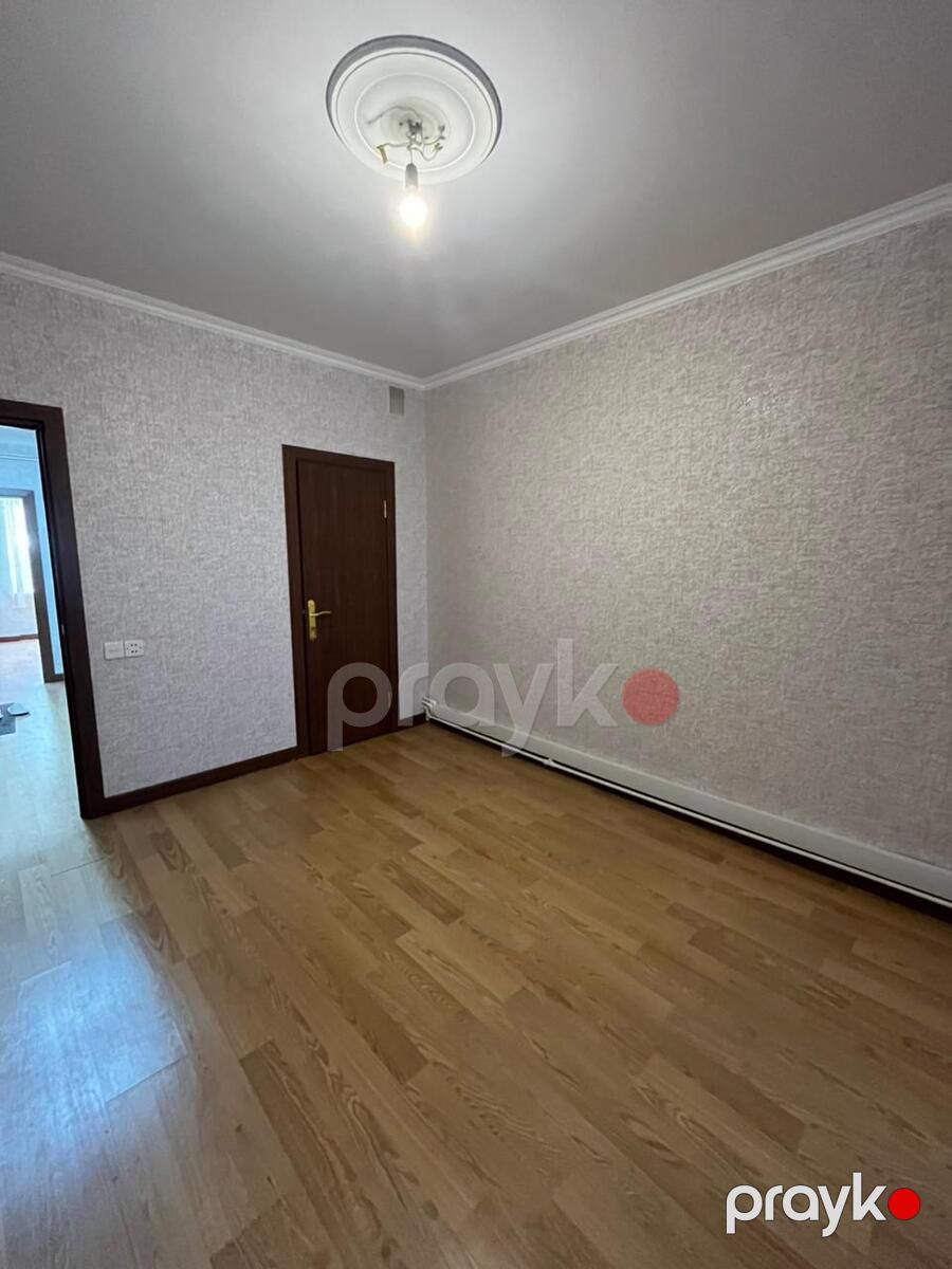 Satılır 4 otaqlı köhnə tikili 100 m² — Mənzil, Bakı (4)