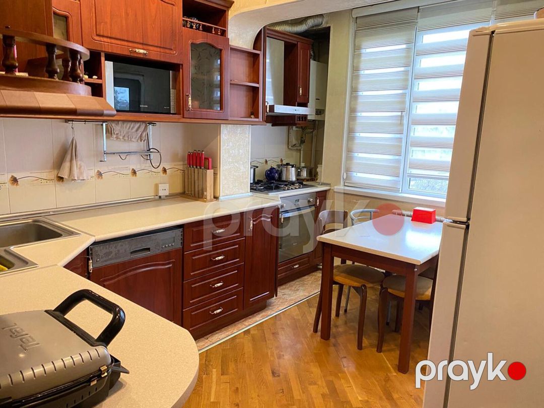 Satılır 4 otaqlı köhnə tikili 105 m² — Mənzil, Bakı (6)