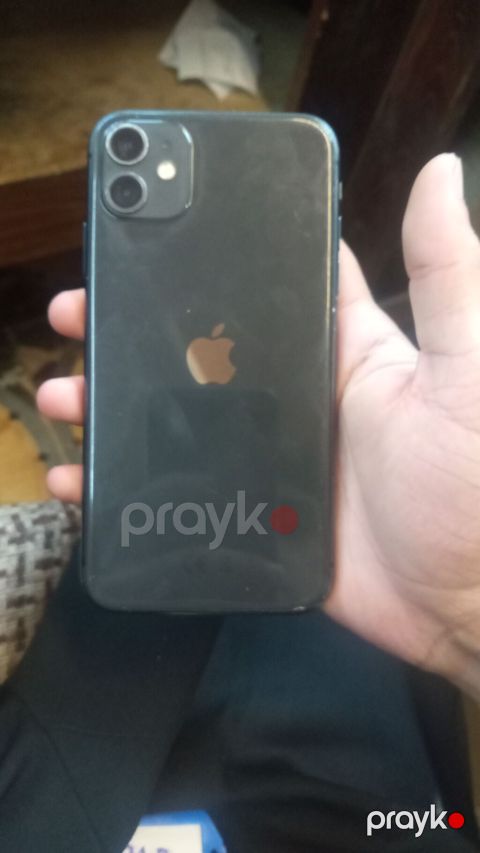 IPhone 11, Qara, Face ID — Masallı