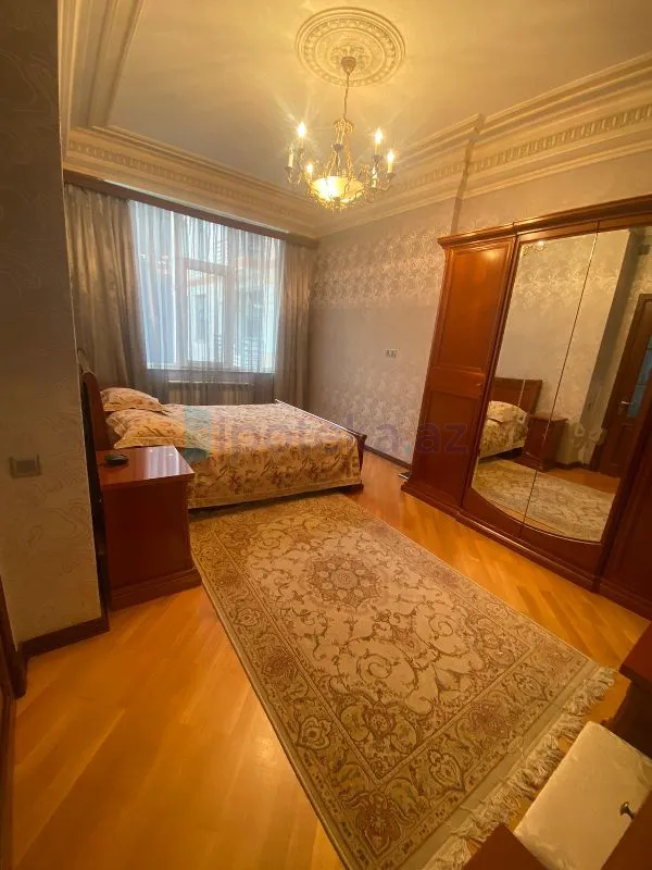 Satılır: 4 Otaq, Yeni tikili, Yasamal r., 163.00 m² — Mənzil, Bakı (7)