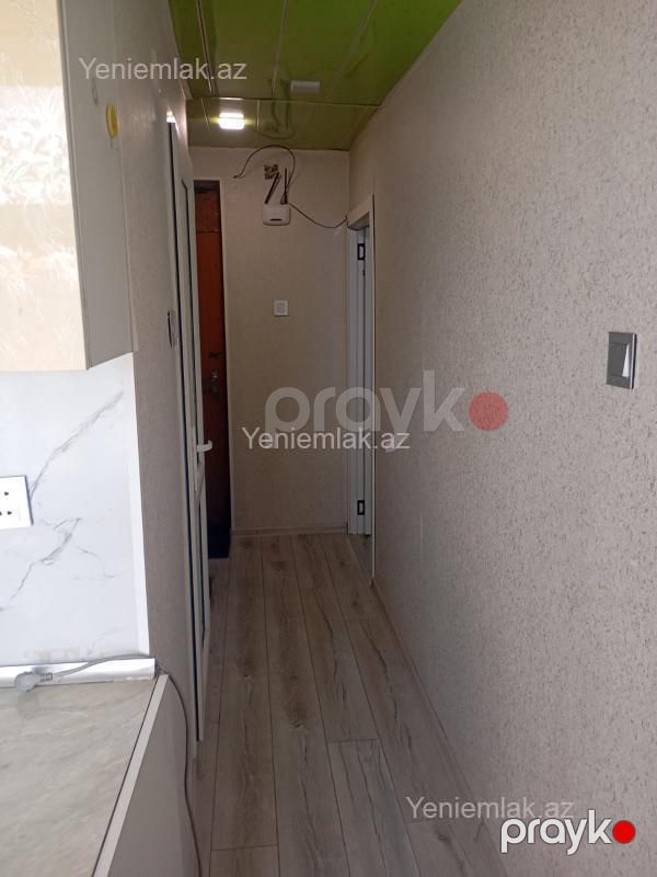 Satılır 1 otaqlı Bina evi menzil (Köhnə tikili), 32 m², 3-cü mikrorayon — Mənzil, Sumqayıt (11)