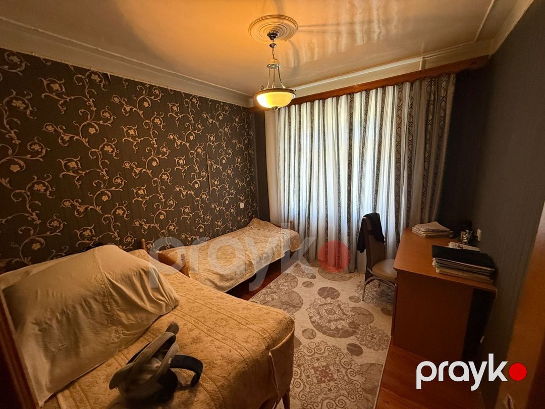 Satılır 5 otaqlı köhnə tikili 125 m² — Mənzil, Bakı (3)