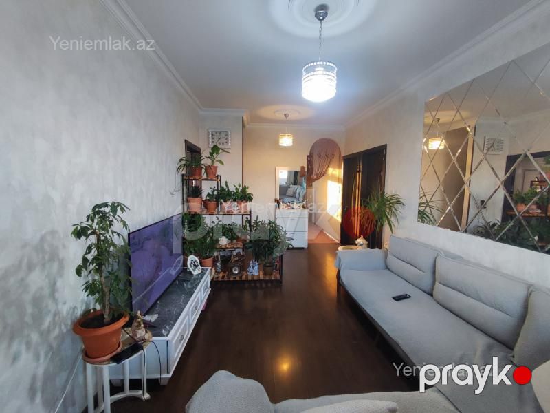 Satılır 4 otaqlı Bina evi menzil (Köhnə tikili), 95 m², Xətai rayonu — Mənzil, Bakı (9)
