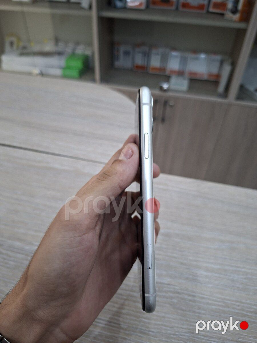 Apple iPhone 11 White 64GB/4GB — Smartfonlar, Bakı (2)
